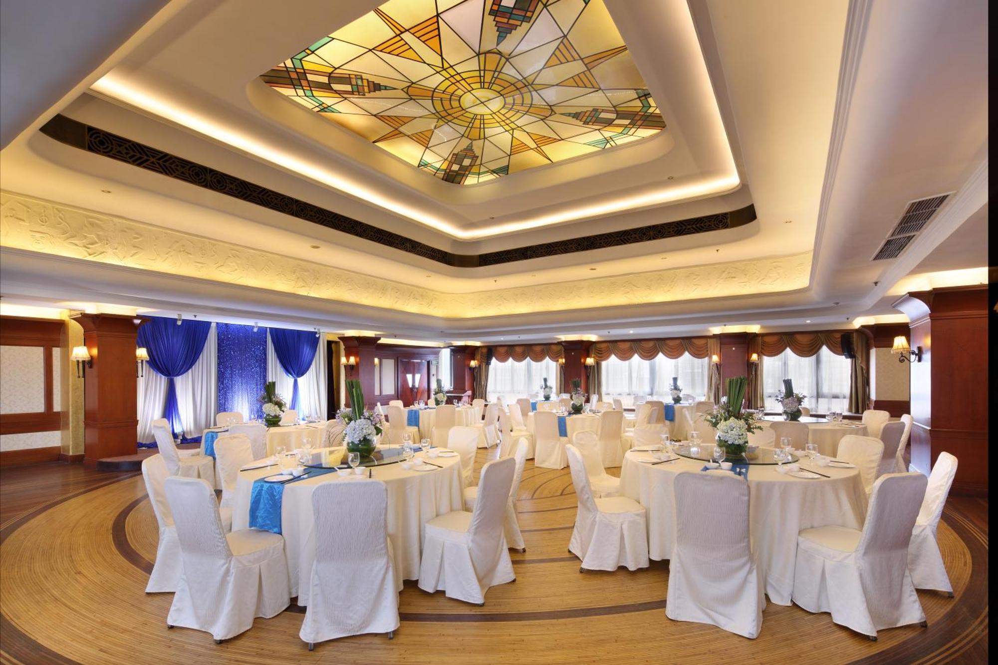 Jin Jiang Park Hotel Shanghai Buitenkant foto