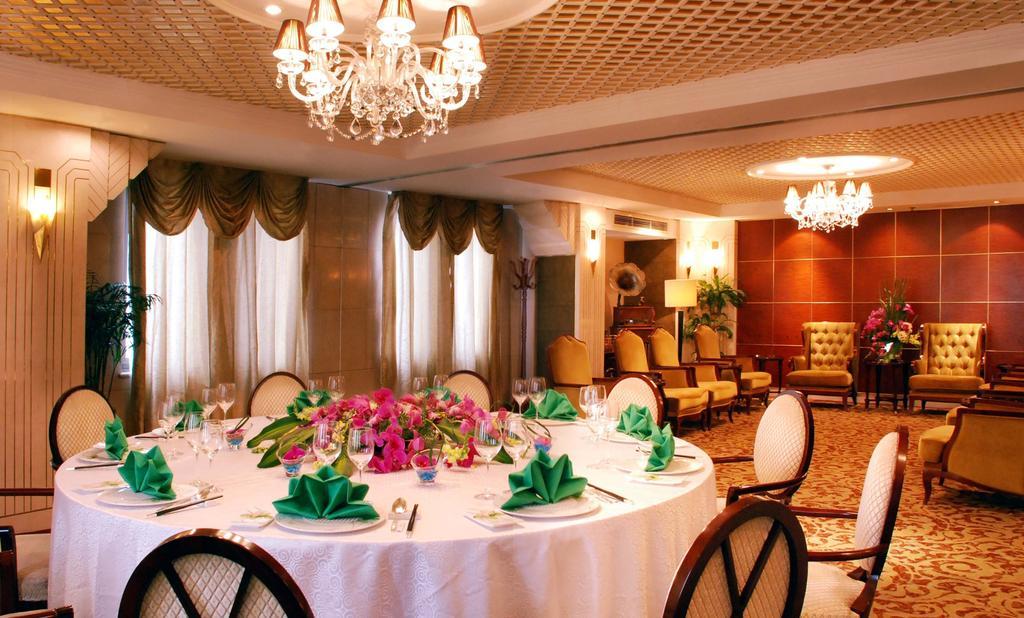 Jin Jiang Park Hotel Shanghai Buitenkant foto