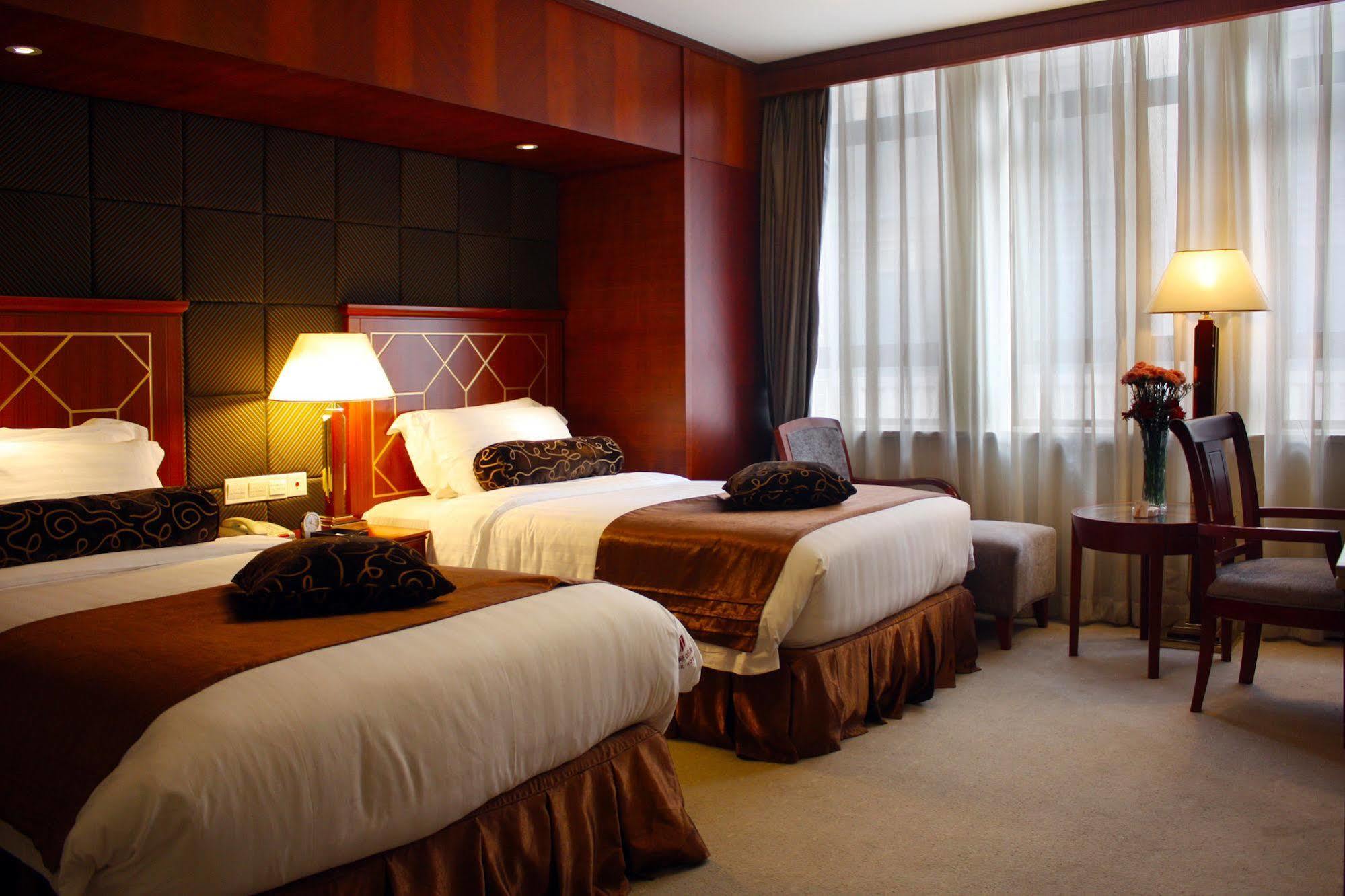 Jin Jiang Park Hotel Shanghai Buitenkant foto